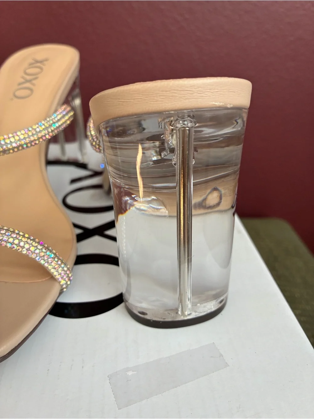 XOXO chic nude